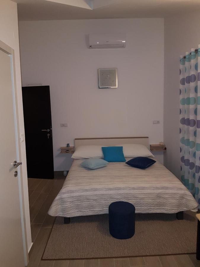 Gabi Rooms & Studio Apartment Lozovac Eksteriør billede