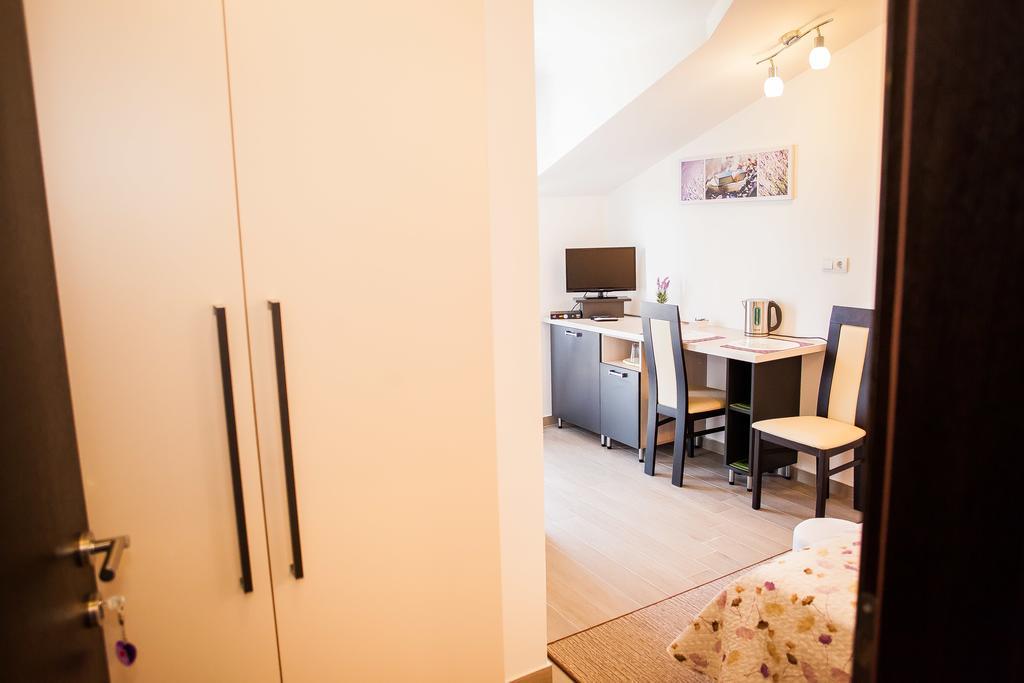 Gabi Rooms & Studio Apartment Lozovac Værelse billede