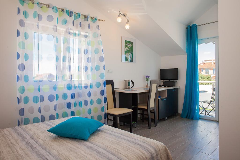 Gabi Rooms & Studio Apartment Lozovac Værelse billede